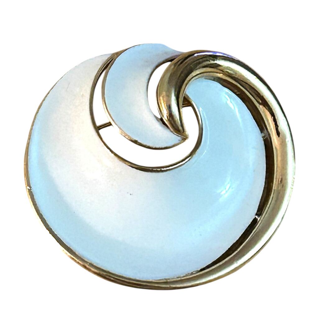 Vintage Crown Trifari Brooch White Enamel and Gold Tone Sculptural Swirl Design